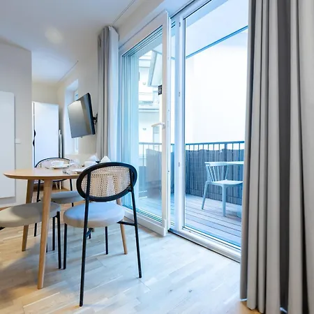 Aparthotel Bright Zentrum-west Stadion - Neueroeffnung - New Opening